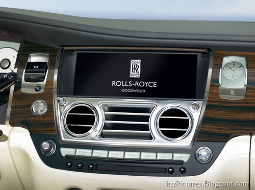 [2011-Rolls-Royce-Ghost-20[2].jpg]