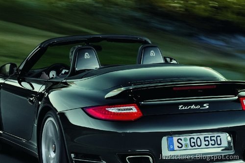 [2011-Porsche-911-Turbo-S-14[2].jpg]
