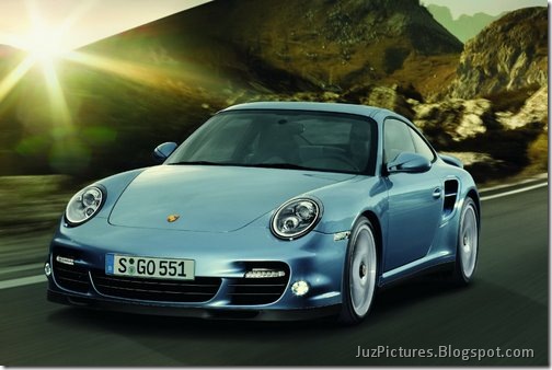 2011-Porsche-911-Turbo-S-10