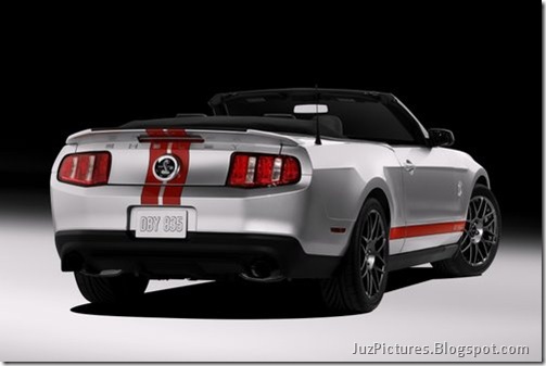 2011-Ford-Shelby-GT500-2