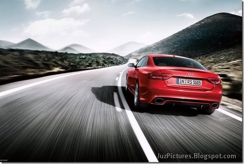 2011-Audi-RS5-Coupe-3