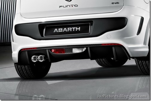 New-Abarth-Punto-EVO-6