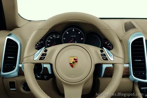 [2011-Porsche-Cayenne-SUV-127[2].jpg]