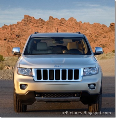 2011-Jeep-Grand-Cherokee-1