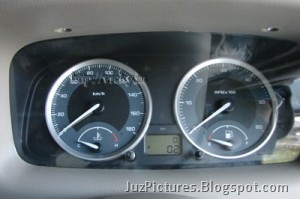 [Tata-Indigo-CS-Speedometer[5].jpg]