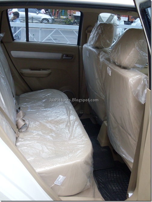 Maruti-Suzuk-Swift-Glam-Limited-Edition-Rear-Seats