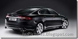 2010-Jaguar-XFR-rear
