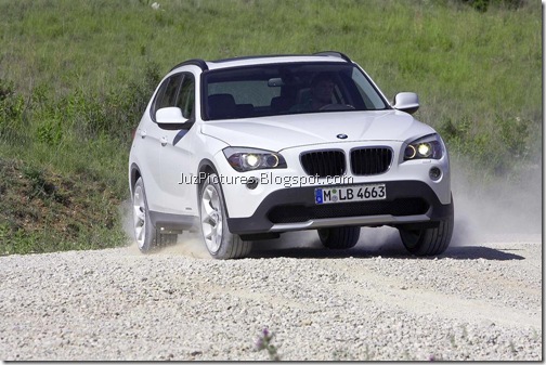 2010-bmw-x1-white-front-right