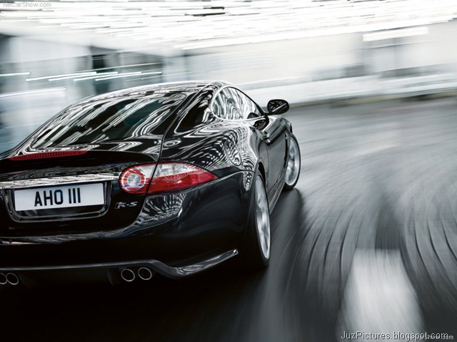 [Jaguar XKR-S - Front10[2].jpg]