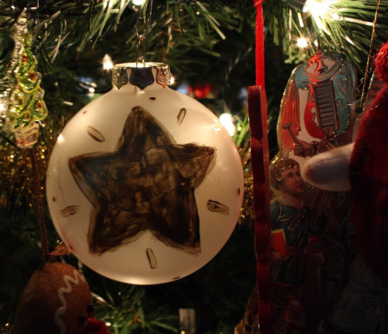 IMAGE: http://lh5.ggpht.com/_nhROlJJTqBQ/SyFv8_6U0yI/AAAAAAAAAms/xhSrbpEeWFo/s800/IMG_0020_sml.JPG