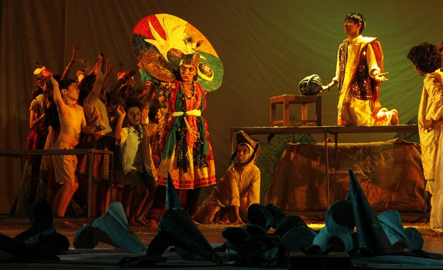 [Bommanahalliyile Kinnara Yogi, a play enacted by children, Mazhavillu Kochi[3].jpg]