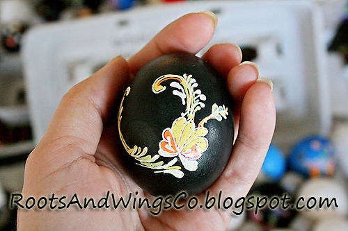 [first decorative egg[3].jpg]