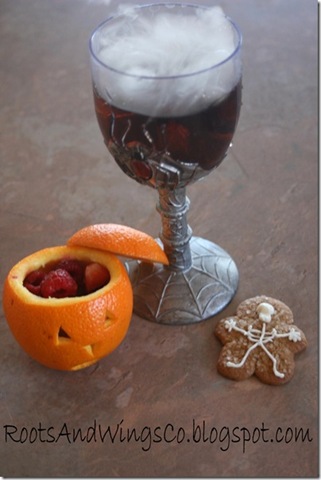 [dry ice root beer orange jack o lantern skeleton cookie_thumb[1][3].jpg]