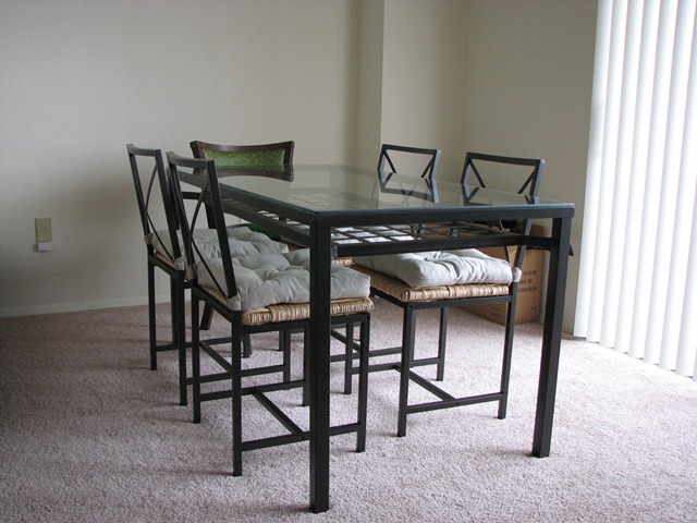 [New Dinner Table and Chairs[4].jpg]