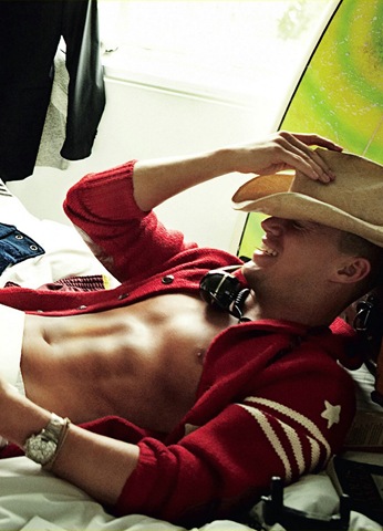[channing-tatum-gq-03[1].jpg]