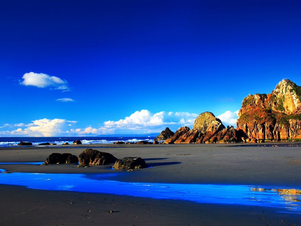 [wp_Deep_blue_sky_1600x1200[4].jpg]