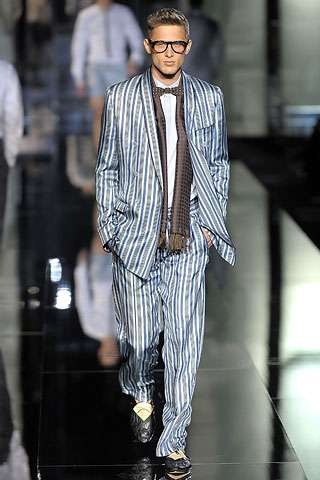 dolce gabbana public pajamas