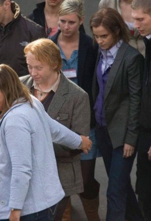 [normal_harry-potter-reliquias-rodaje-epilogo-5[6].jpg]