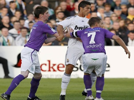 [real madrid 4[4].jpg]