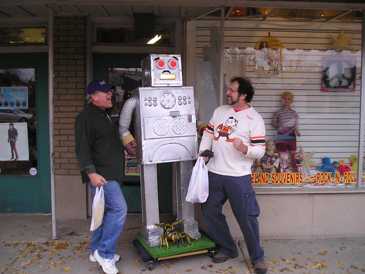 Bob Cushner, Bob Datz, robot at Big Fun Cleveland