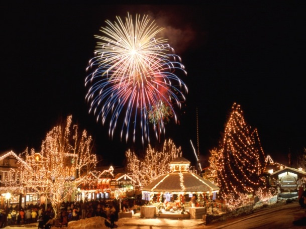 [10-holiday-destinations_leavenworth-ice-fest_w609[3].jpg]