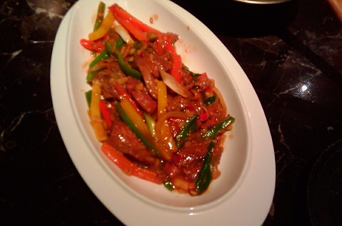 台中燒酒雞 青椒牛肉 台中燒酒雞 青椒牛肉