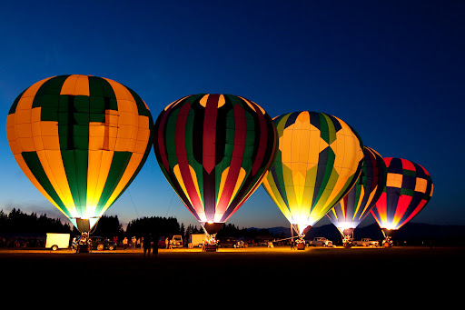 a-2010-07-10-balloon-glow-9589.jpg