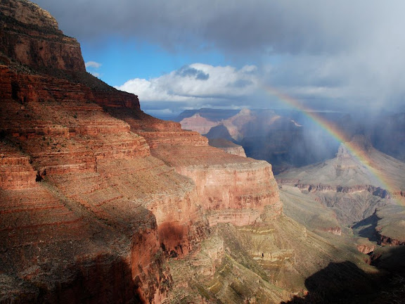 grand-canyon-rainbow_34062_990x742.jpg