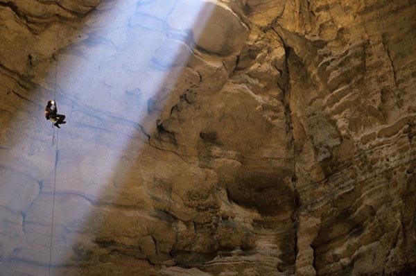 Awesome caves, fantastic caves, amazing caves, spectacular caves, but all natural ones Awesome caves, fantastic caves, amazing caves, spectacular caves, but all natural ones