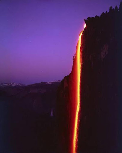 عکسی از آبشار یاسمایت The Yosemite Firefall ( آبشار آتش؛ آبشار دم اسب ) در پارک ملی یاسمایت کالیفرنیا