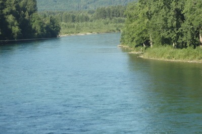 [DSC07662 Sauk River seen from Hwy 530[2].jpg]