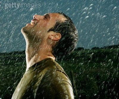 [chuva+homem[3].jpg]