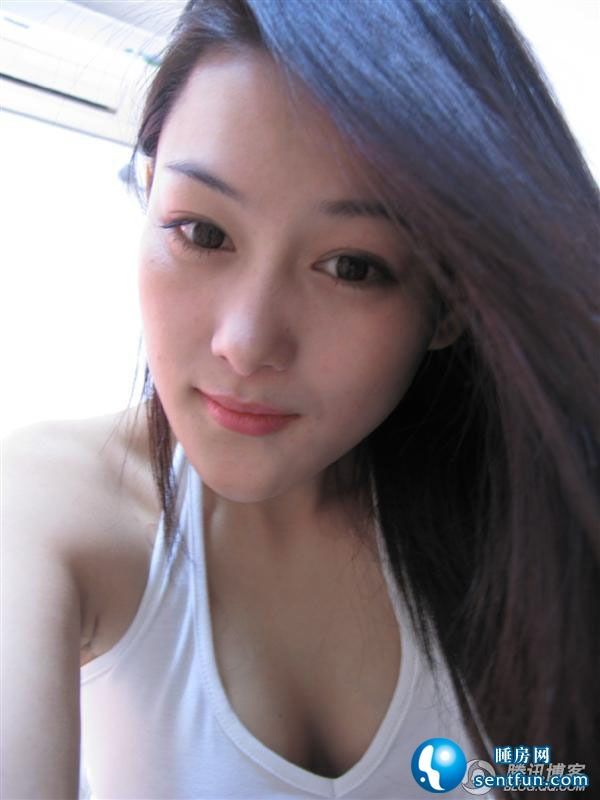 Sexy beautiful school girls