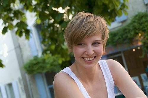 hairstyles for short hair for school. hairstyles for short hair for school. 2010 Cute There#39;s a lot to