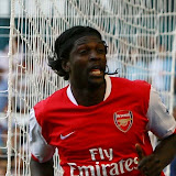 CAN 2010   Bus mitraillé : Adebayor en pleurs, joueurs choqués