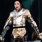 Michael Jackson enterré demain matin