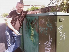 Socialist graffiti cleanup 9