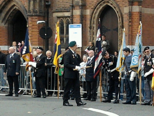 [Standard bearers prepare for Queens Gurkha Signals[4].jpg]