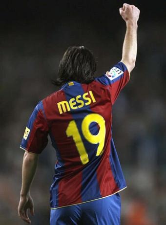 [Leo-Messi-Goles-y-Regates-2009909878[1][4].jpg]