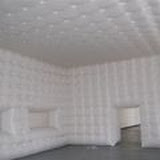 whitebuildin5_thumb.jpg