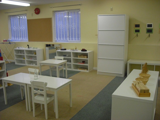 [montessori 2[3].jpg]