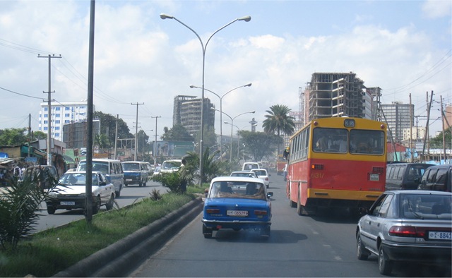[Addis Ababa traffic[15].jpg]