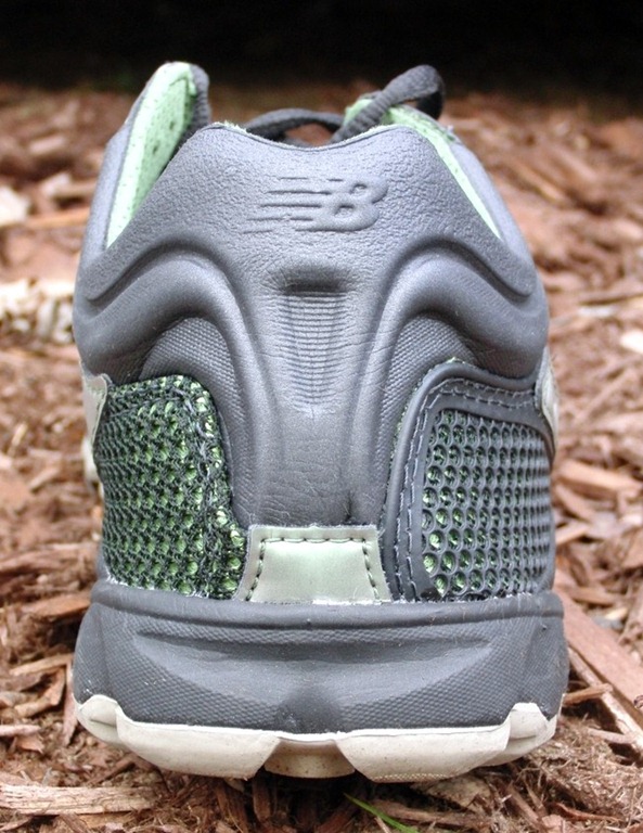 [New-Balance-MT101-Back3.jpg]