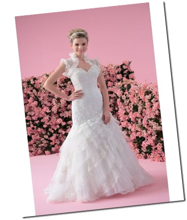 Kopyası sweetheart-strapless-neckline-with-slight-mermaid-style-layered-skirt-sweep-train-tulle-wedding-dress-wd-0020