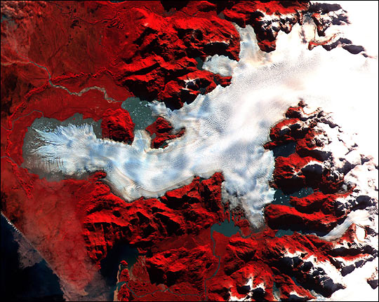 This image of a Patagonian glacier was aqcuired by the Advanced Spaceborne Thermal Emission and Reflection Radiometer (ASTER) on May 2, 2000. Patagonia is a mountainous region spanning the border between Chile and Argentina near the southern tip of South America. ... Along the right side of the image are a series of parallel valleys that were likely cut by arms of the glacier which have since receded. Image courtesy NASA / GSFC / MITI / ERSDAC / JAROS,and U.S. / Japan ASTER Science Team 