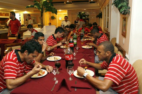Jogadores do Joinville estão com "fome" de bola e prometem dar trabalho ao Mequinha (Foto: Bruno Kelly)