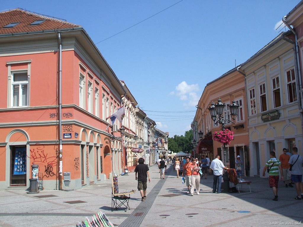 [Corner of Ulica Gimnazijska and Ulica Dunavska, Novi Sad[2].jpg]