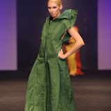 presentace nastavení 1 sec. ZIMA -PRINCEZNY finále Top Styl Designer 2006 UNIVERSE VERSE UNI -střih bezezbytku - společenský oděv