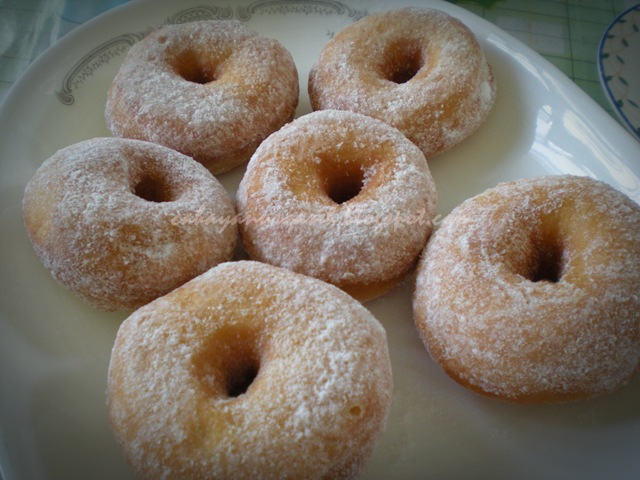 [donut2[2].jpg]