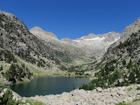 Estany i cresta de Besiberri